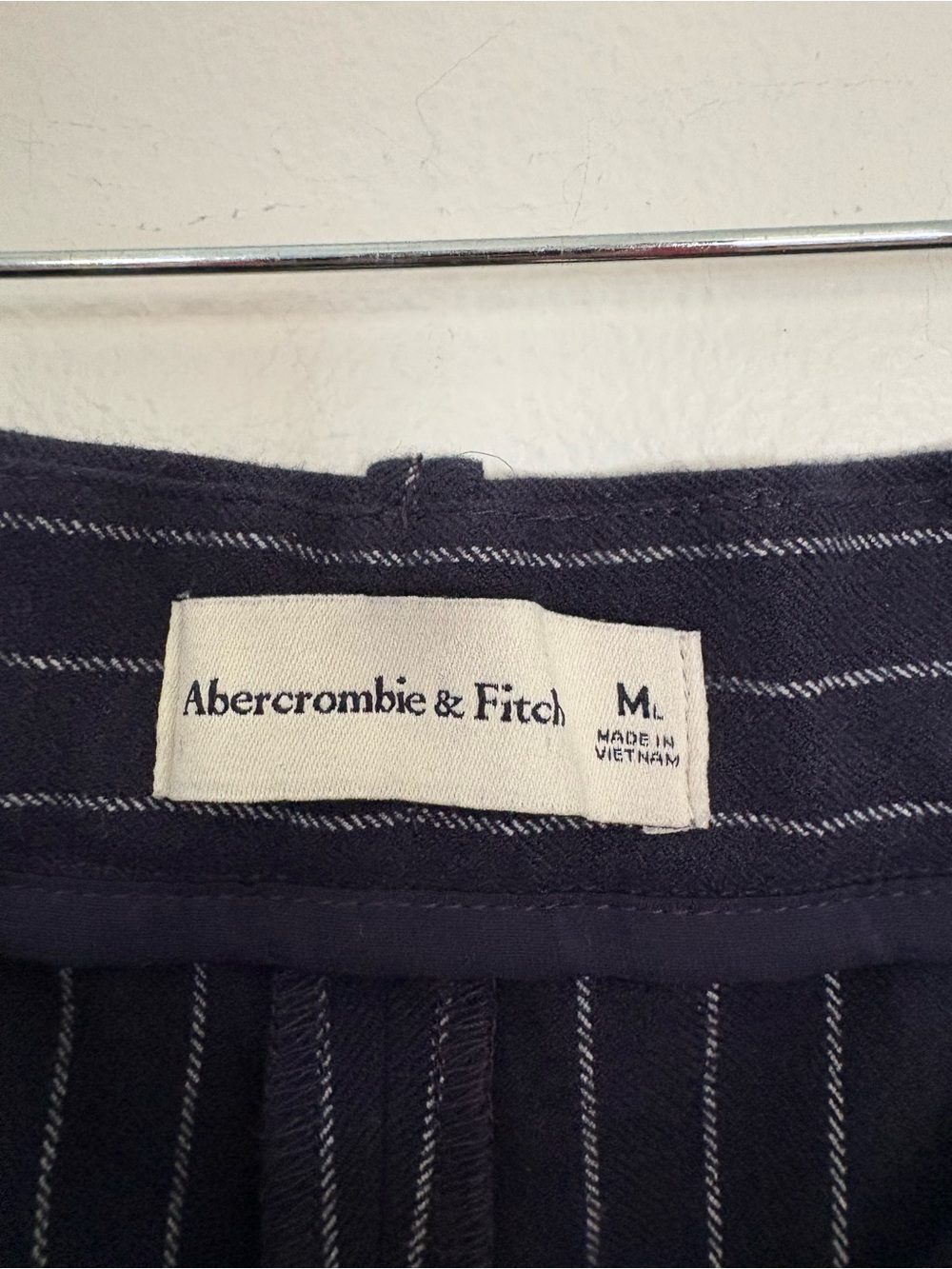 Abercrombie and Fitch Curve Love Sloane Tailored Wide Leg Pants - Medium Long - Picture 9 of 9